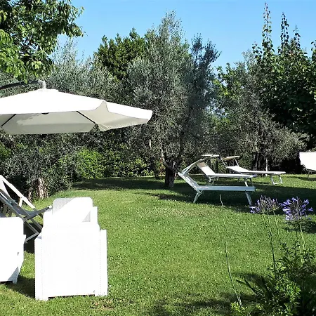 Indipendente Di 70 Mq Con Piscina Ad Uso Esclusivo , Aria Condizionata , 2 Bagni , Living ,ampia Cucina , Lavanderia , Terrazza ,giardini , Parcheggio Privato Immerso Nelle Colline Toscane Facente Parte Di Dimora Storica Toscana Di Fine Apartment
